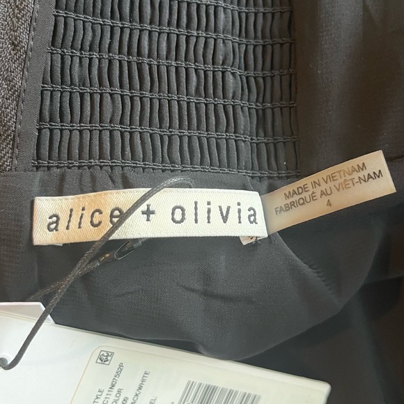 NWT | Alice + Olivia Melvina Floral Mini Dress - Picture 10 of 12